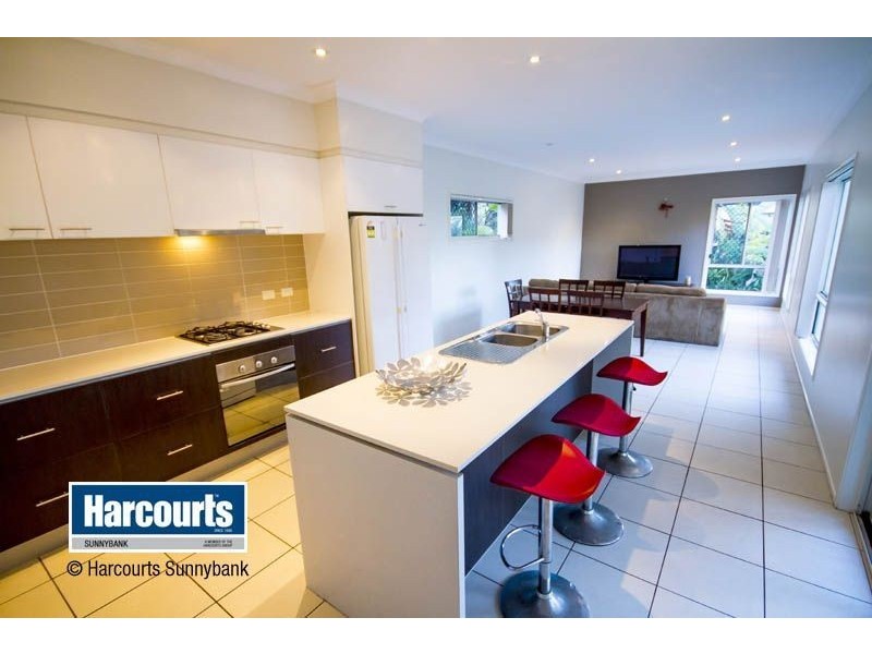 18 Coneybeer Place, Eight Mile Plains QLD 4113