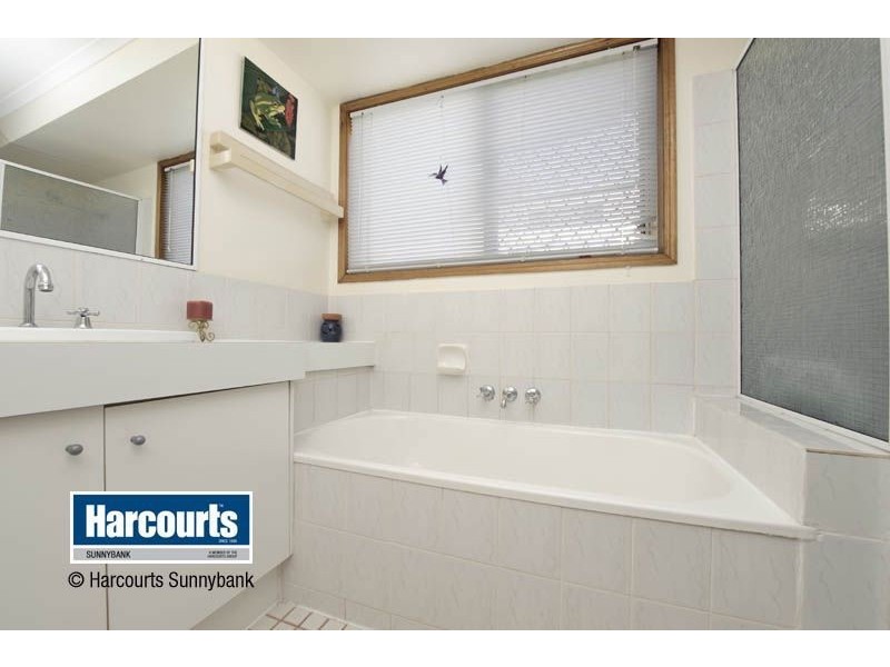 1 Leopardwood Street, Runcorn QLD 4113