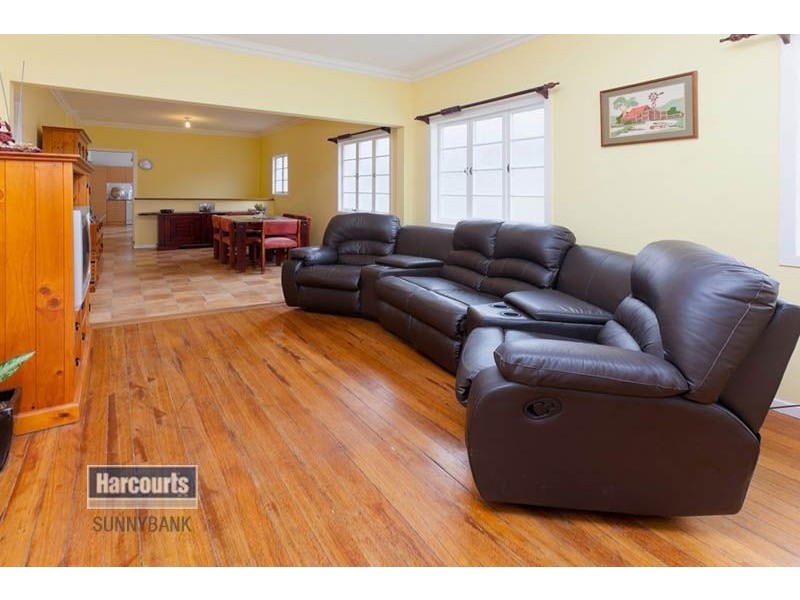 59 Crump Street, Holland Park West QLD 4121