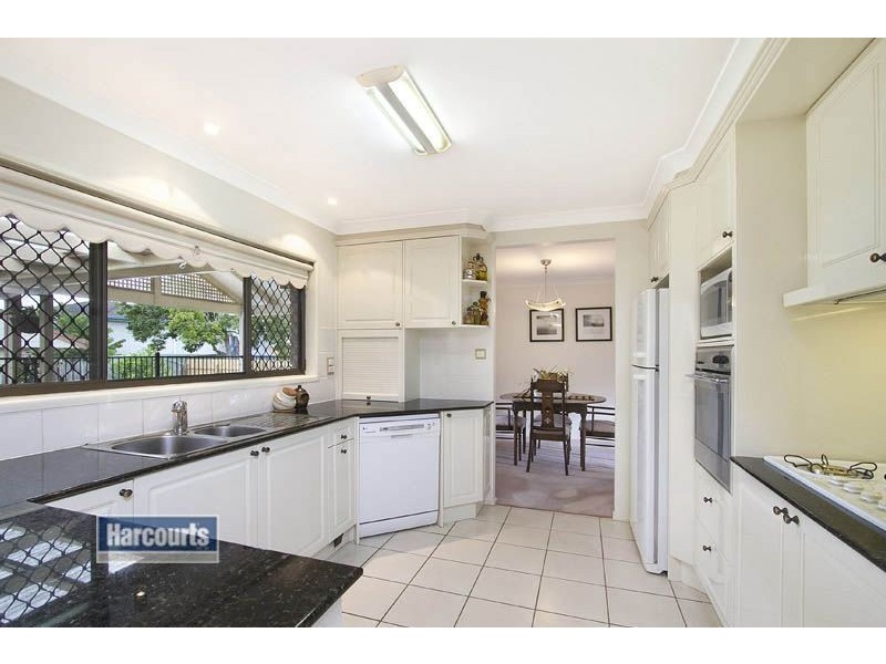 49 Faringdon Street, Robertson QLD 4109