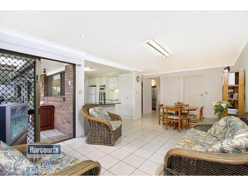 49 Faringdon Street, Robertson QLD 4109