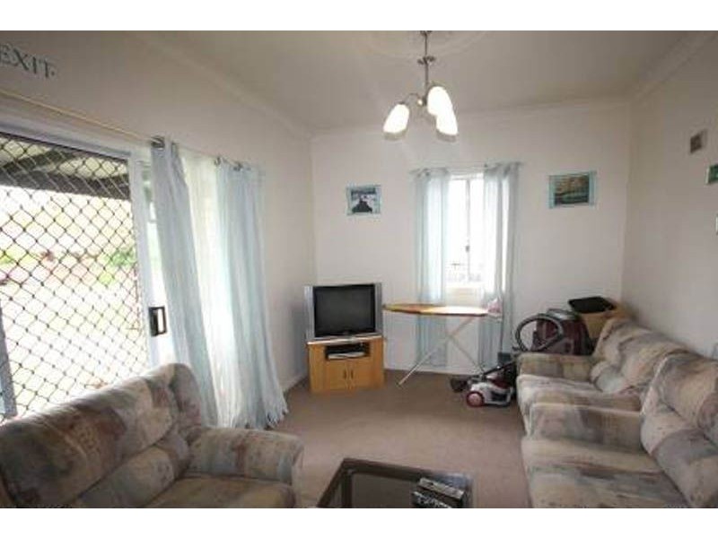 31 Keeling Street, Coopers Plains QLD 4108