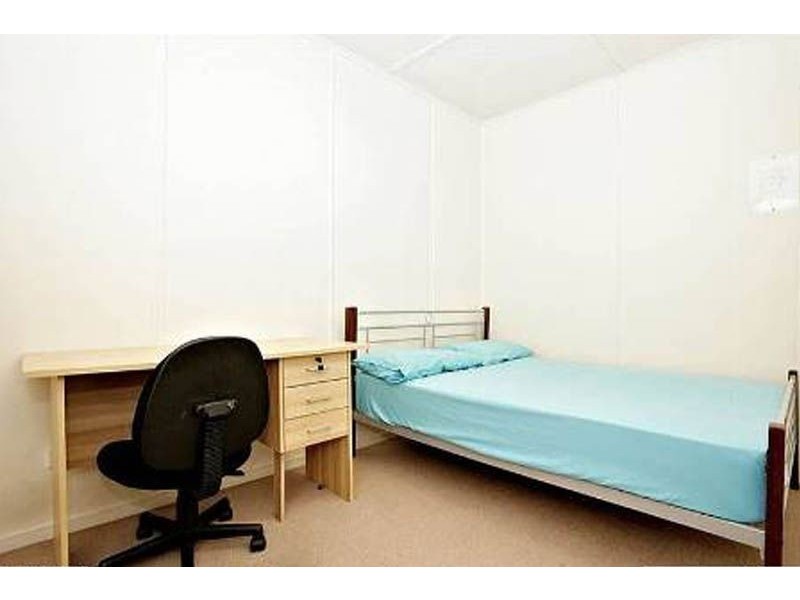 31 Keeling Street, Coopers Plains QLD 4108