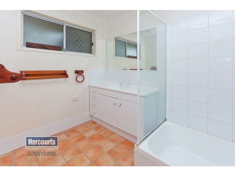 4 Birrie Place, Runcorn QLD 4113