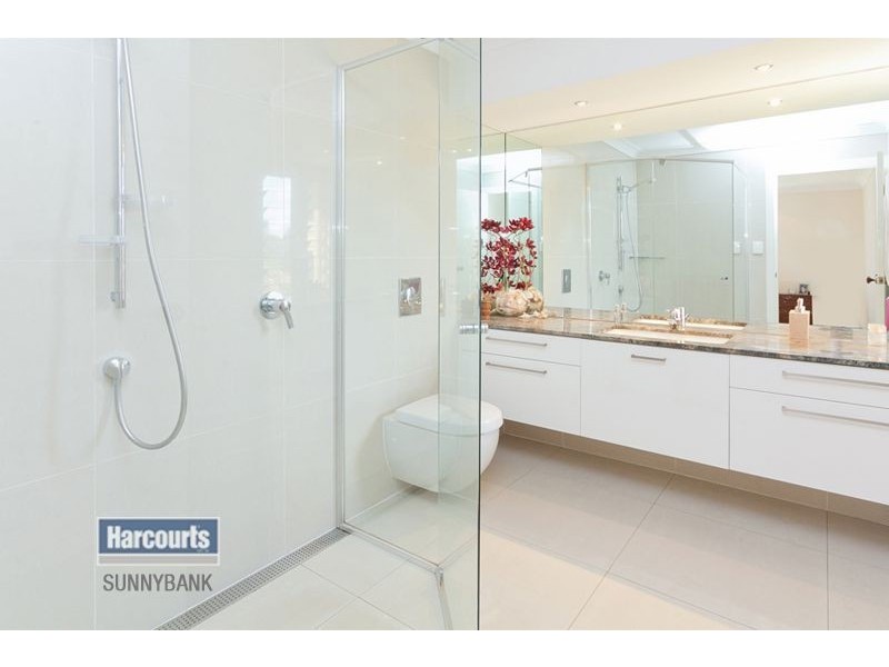 12 Coolidge Court, Stretton QLD 4116