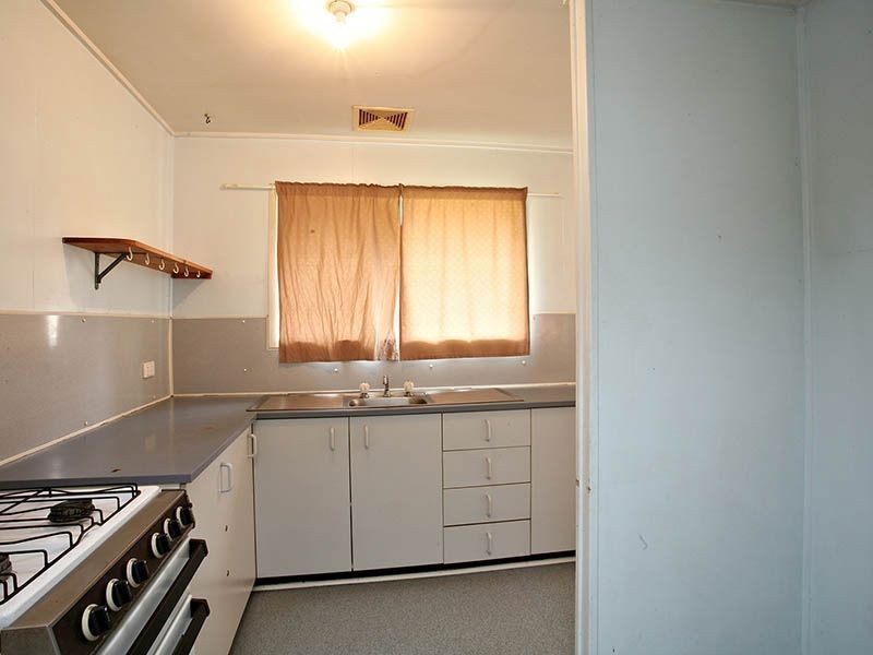 33 Horton Street, Kingston QLD 4114