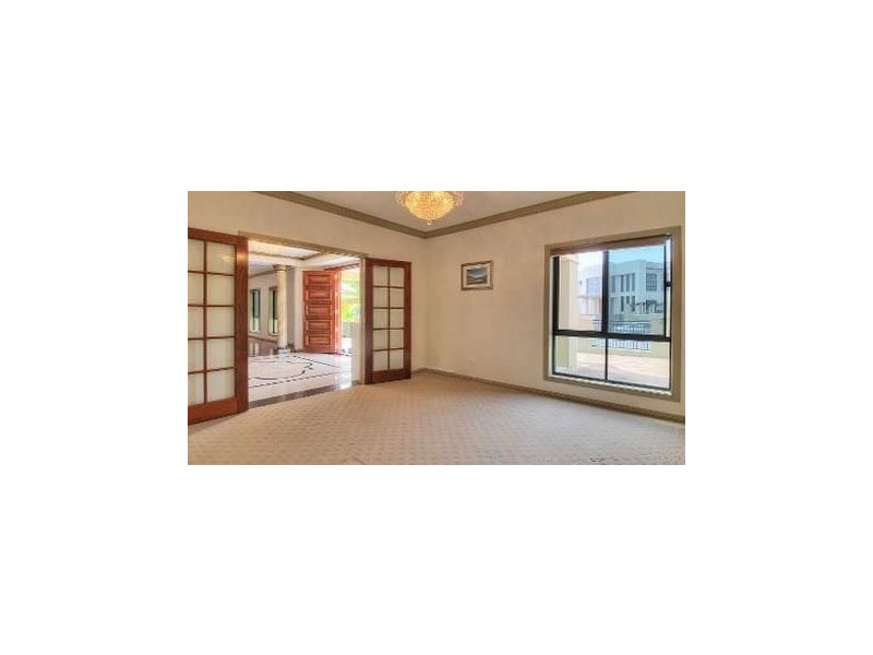 27 Hawthorn Circuit, Stretton QLD 4116