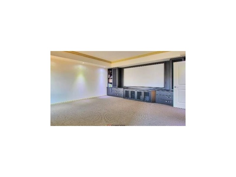 27 Hawthorn Circuit, Stretton QLD 4116