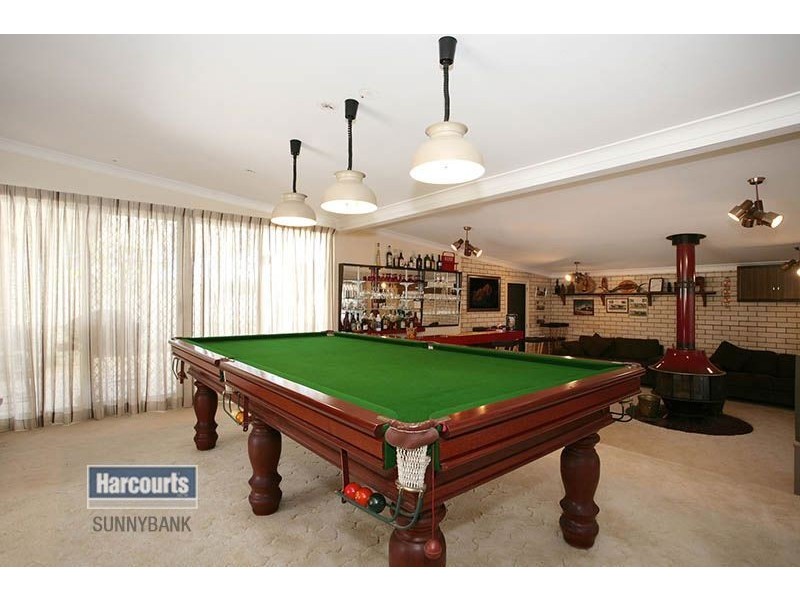 16 Davrod Street, Robertson QLD 4109