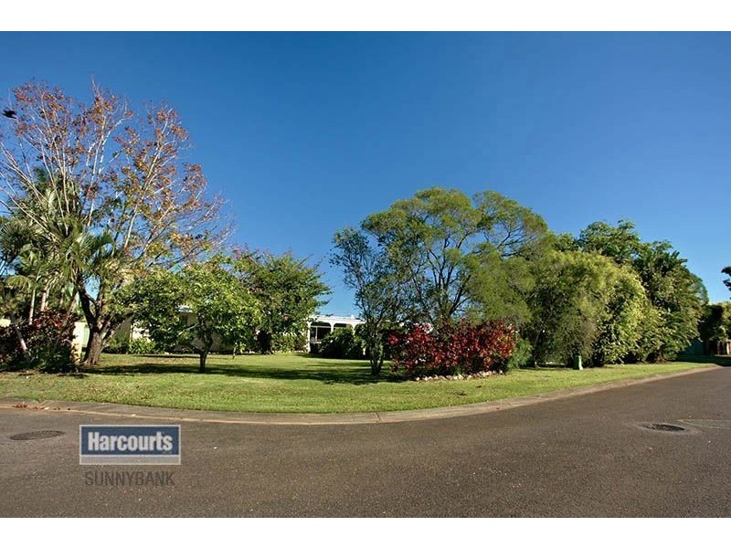 16 Davrod Street, Robertson QLD 4109