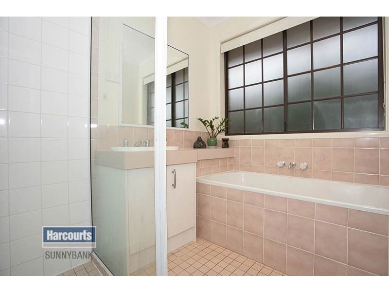 20 Gagarra Street, Eight Mile Plains QLD 4113