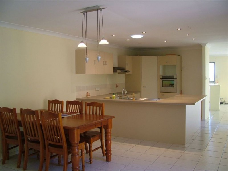 3 Peter Sellers Court, Parkwood QLD 4214