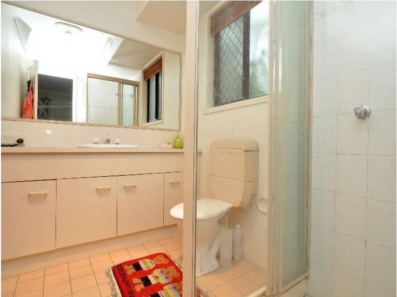 3 Peter Sellers Court, Parkwood QLD 4214