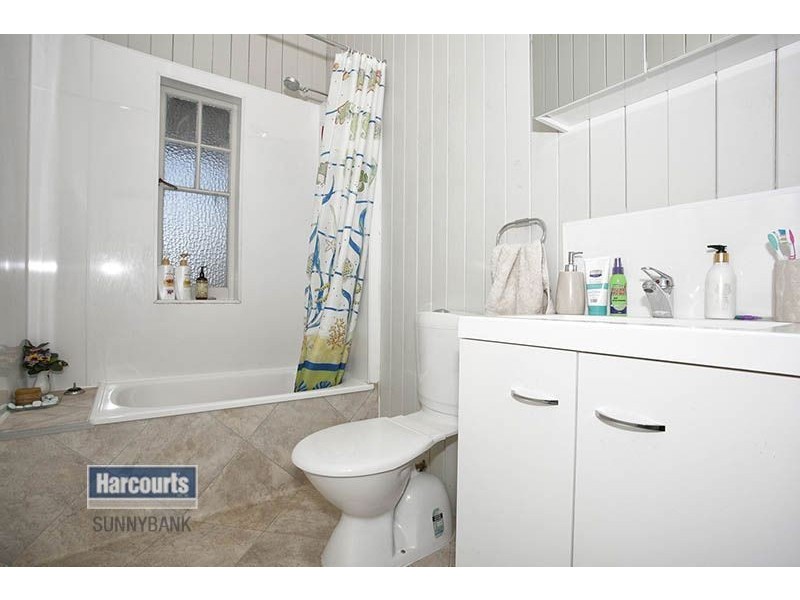 26 Rosedale Street, Coopers Plains QLD 4108