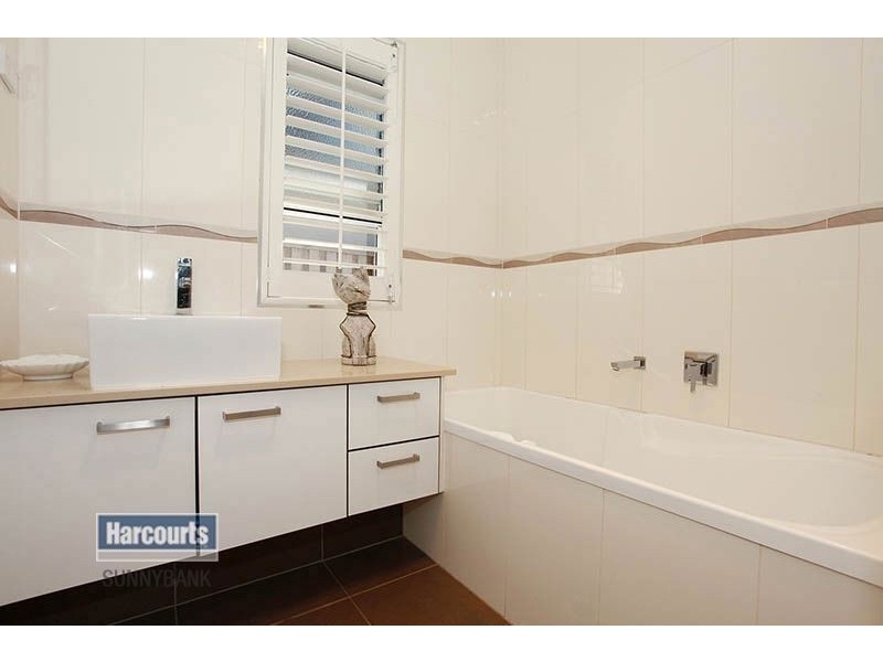 68 Collett Street, Eight Mile Plains QLD 4113