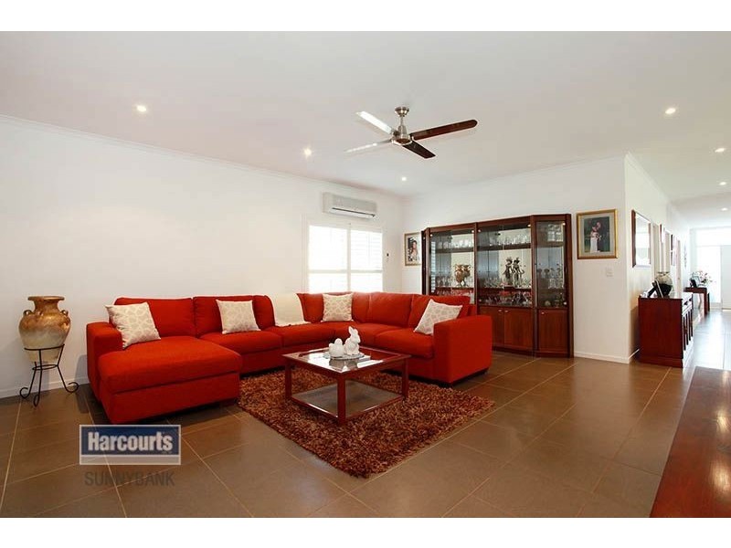 68 Collett Street, Eight Mile Plains QLD 4113