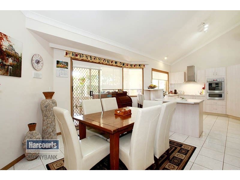 7 Jacaranda Place, Eight Mile Plains QLD 4113