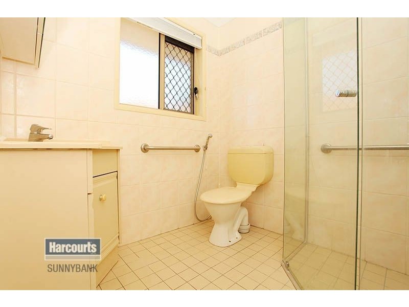 10 Baroda, Coopers Plains QLD 4108