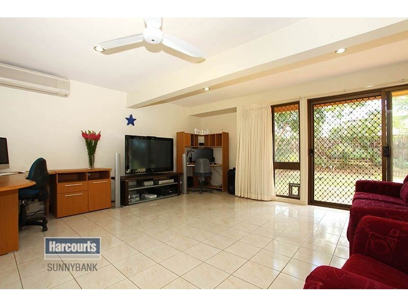 50 Alphitonia Crescent, Sunnybank Hills QLD 4109