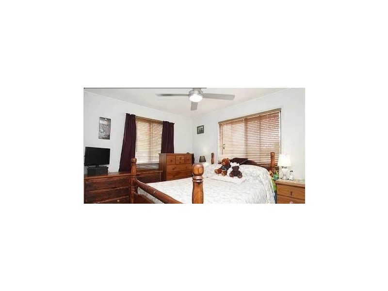 1 Dawson Street, Woodridge QLD 4114