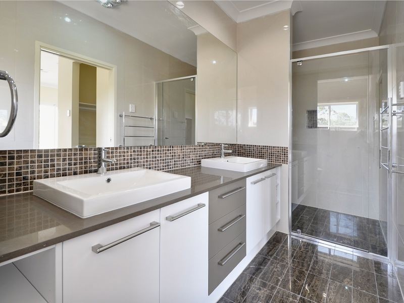 26 Lakeview Place, Springfield Lakes QLD 4300