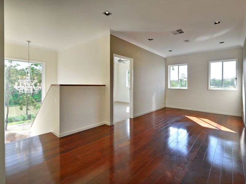 26 Lakeview Place, Springfield Lakes QLD 4300