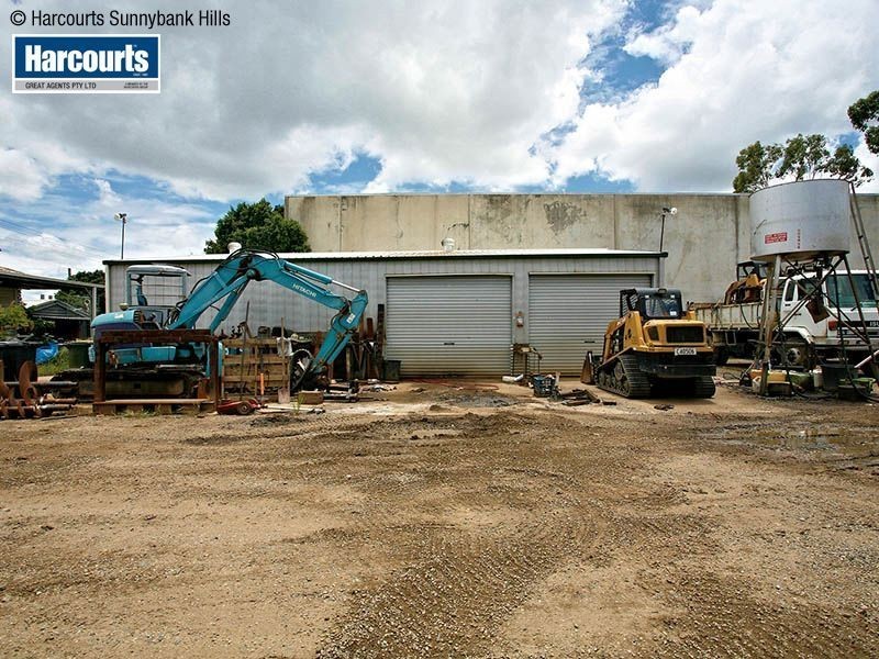 55 Richland Ave, Coopers Plains QLD 4108