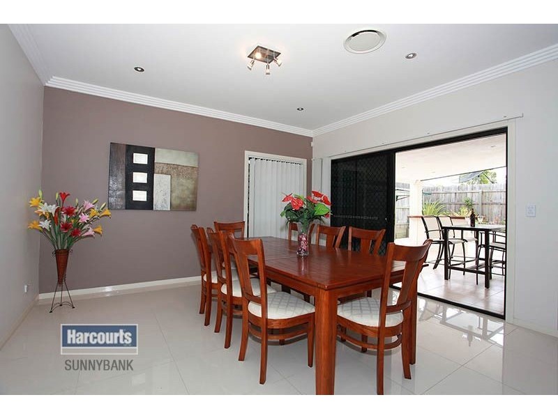 220 Benhiam Street, Calamvale QLD 4116