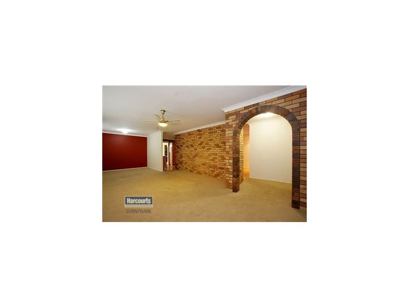 19 Ceratonia  Street, Sunnybank Hills QLD 4109