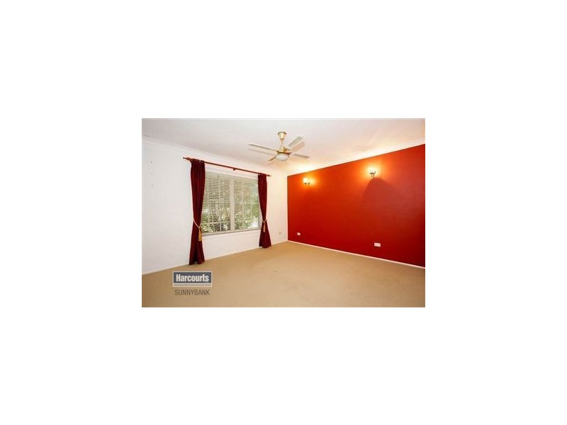 19 Ceratonia  Street, Sunnybank Hills QLD 4109