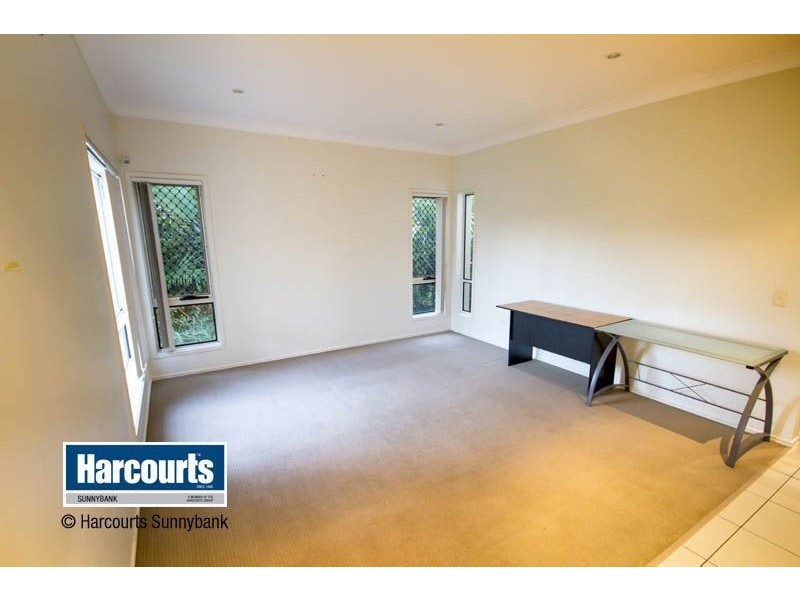 18 Coneybeer Place, Eight Mile Plains QLD 4113