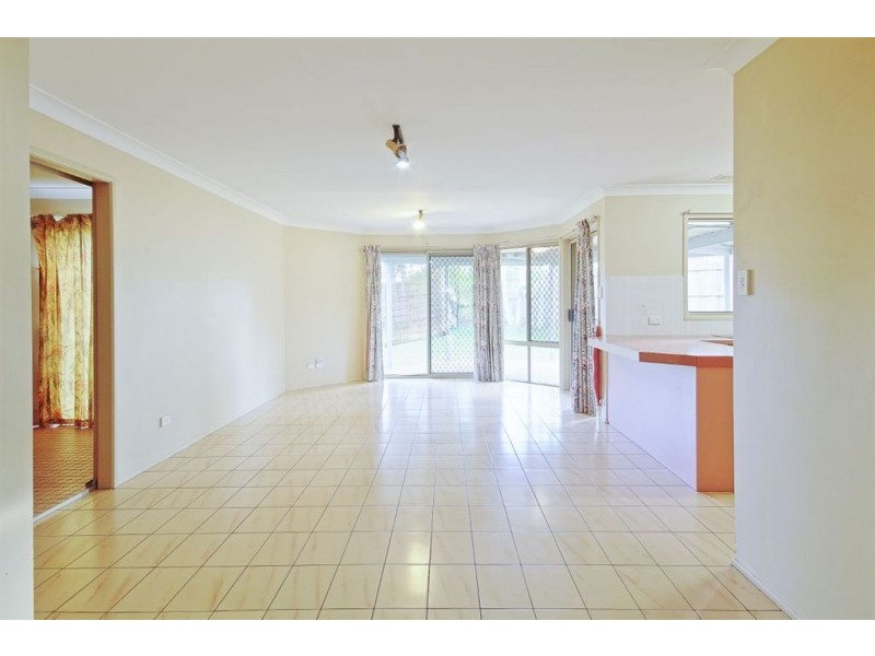 19 Cressbrook Street, Eight Mile Plains QLD 4113