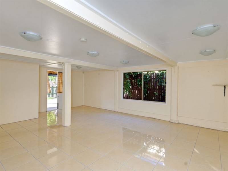 10 Amaroo Street, Archerfield QLD 4108