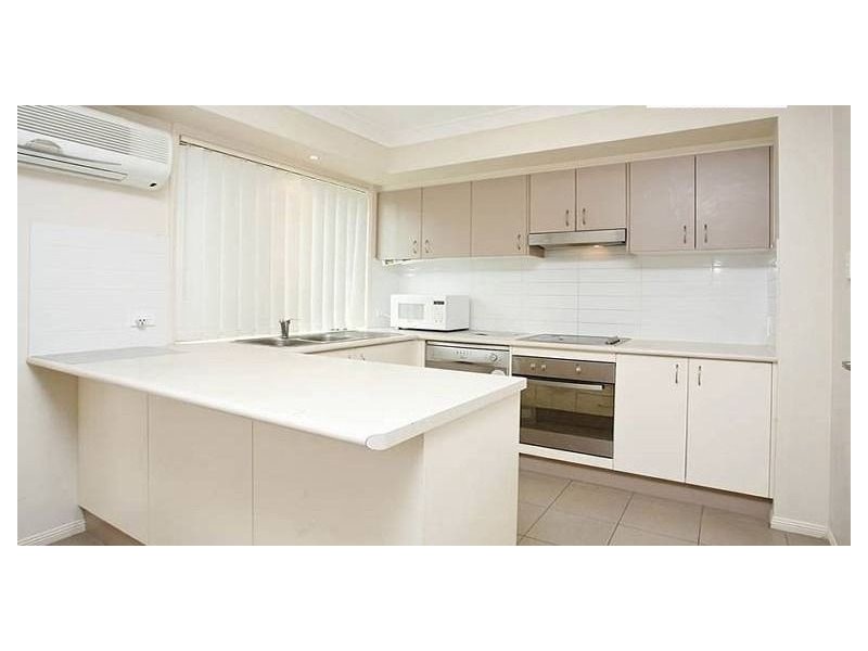 82/18 Mornington Court, Calamvale QLD 4116