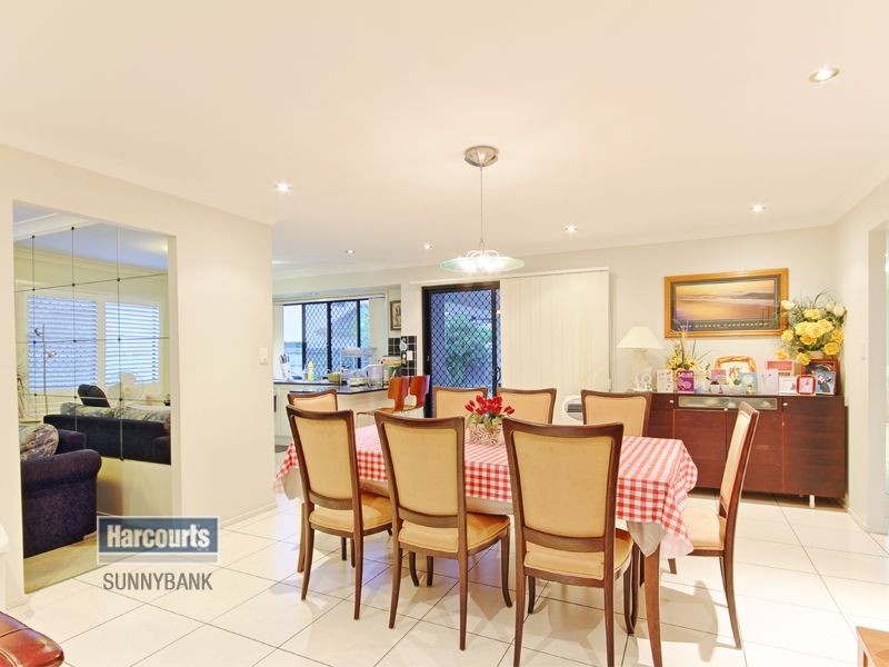 11 Hilas Circuit, Sunnybank Hills QLD 4109