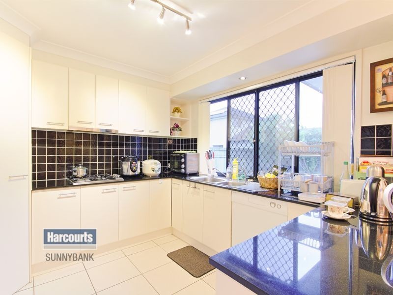 11 Hilas Circuit, Sunnybank Hills QLD 4109