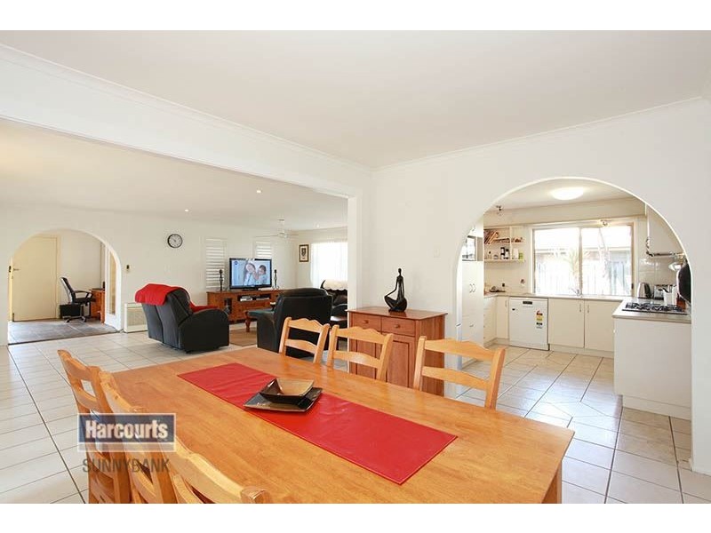 6 Tapioca Street, Eight Mile Plains QLD 4113