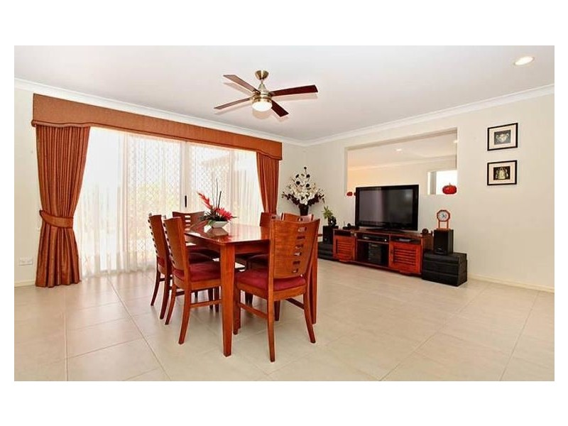 7 Candlewood Court, Stretton QLD 4116
