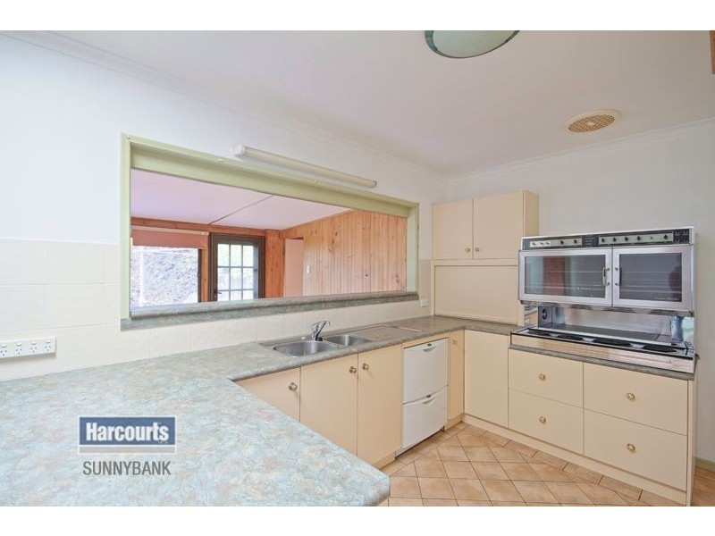 3 Fleetwood Street, Macgregor QLD 4109