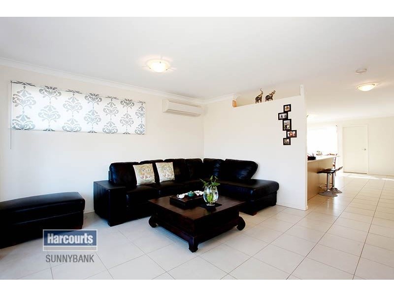 3 Tinaroo Street, Calamvale QLD 4116