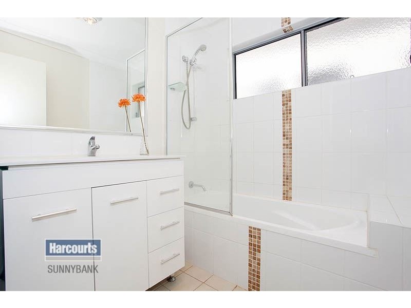 3 Tinaroo Street, Calamvale QLD 4116