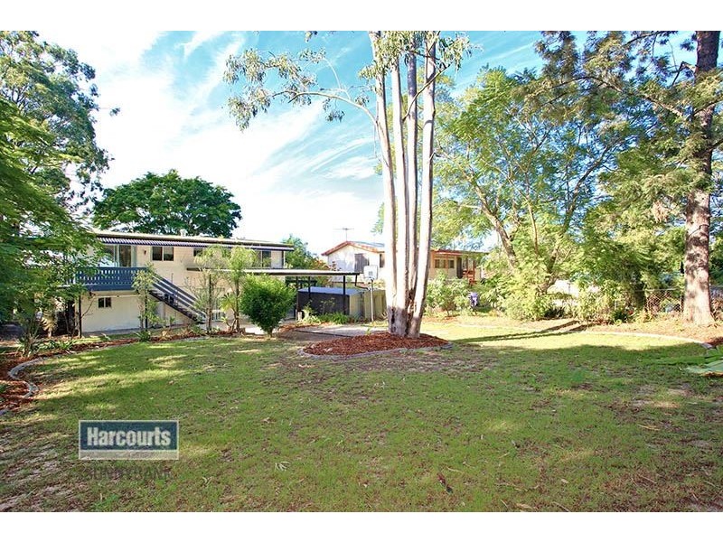 33 Flinders Crescent, Boronia Heights QLD 4124