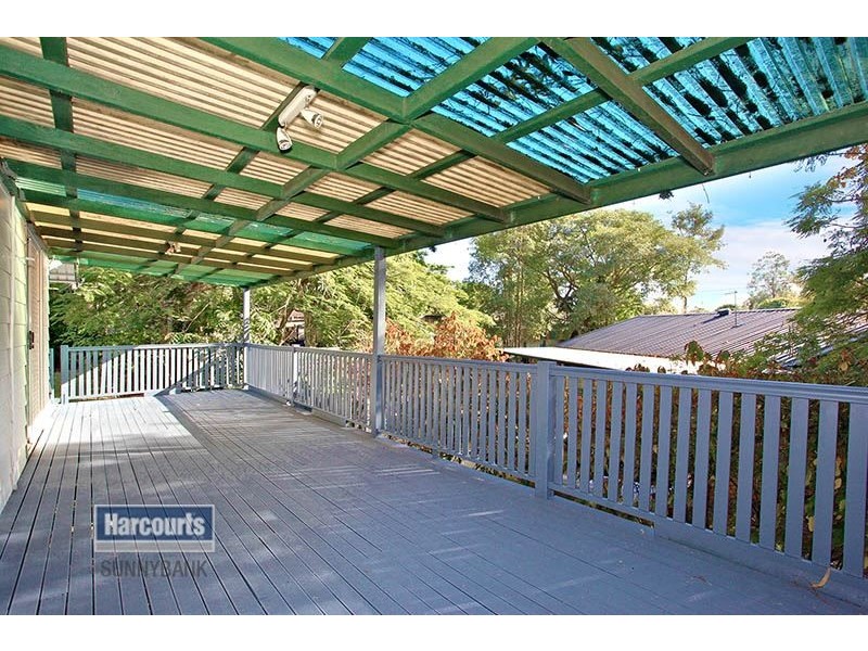 33 Flinders Crescent, Boronia Heights QLD 4124