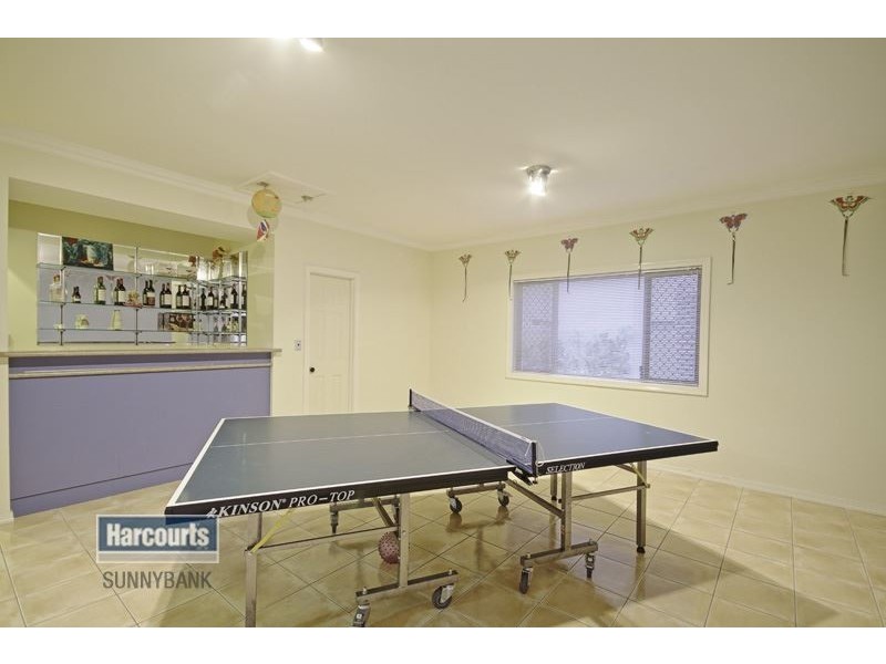 16 Edgeware Close, Sunnybank Hills QLD 4109