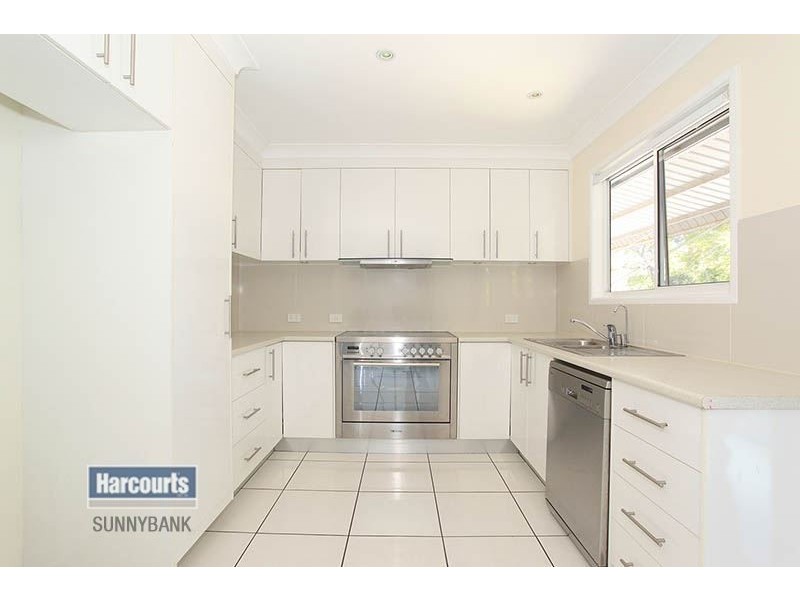33 Flinders Crescent, Boronia Heights QLD 4124