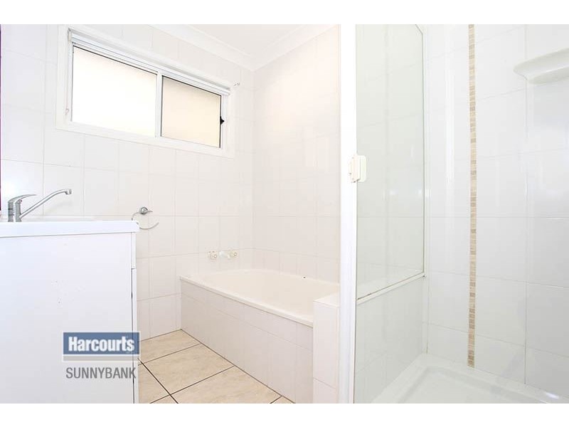 33 Flinders Crescent, Boronia Heights QLD 4124