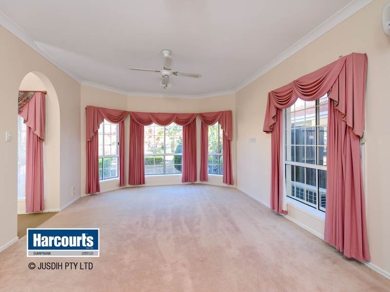 6 Meadow Place, Sunnybank Hills QLD 4109