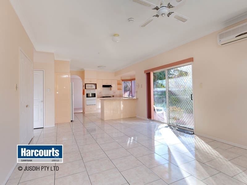 6 Meadow Place, Sunnybank Hills QLD 4109