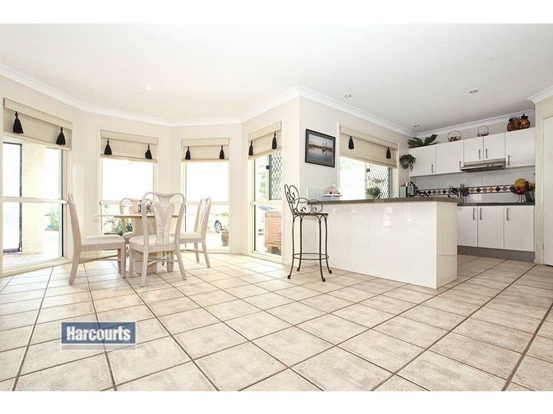 190 Lancaster Circuit, Stretton QLD 4116