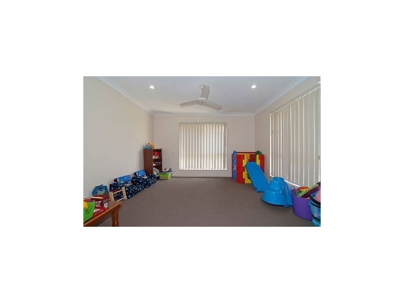 11 Gemview Street, Calamvale QLD 4116